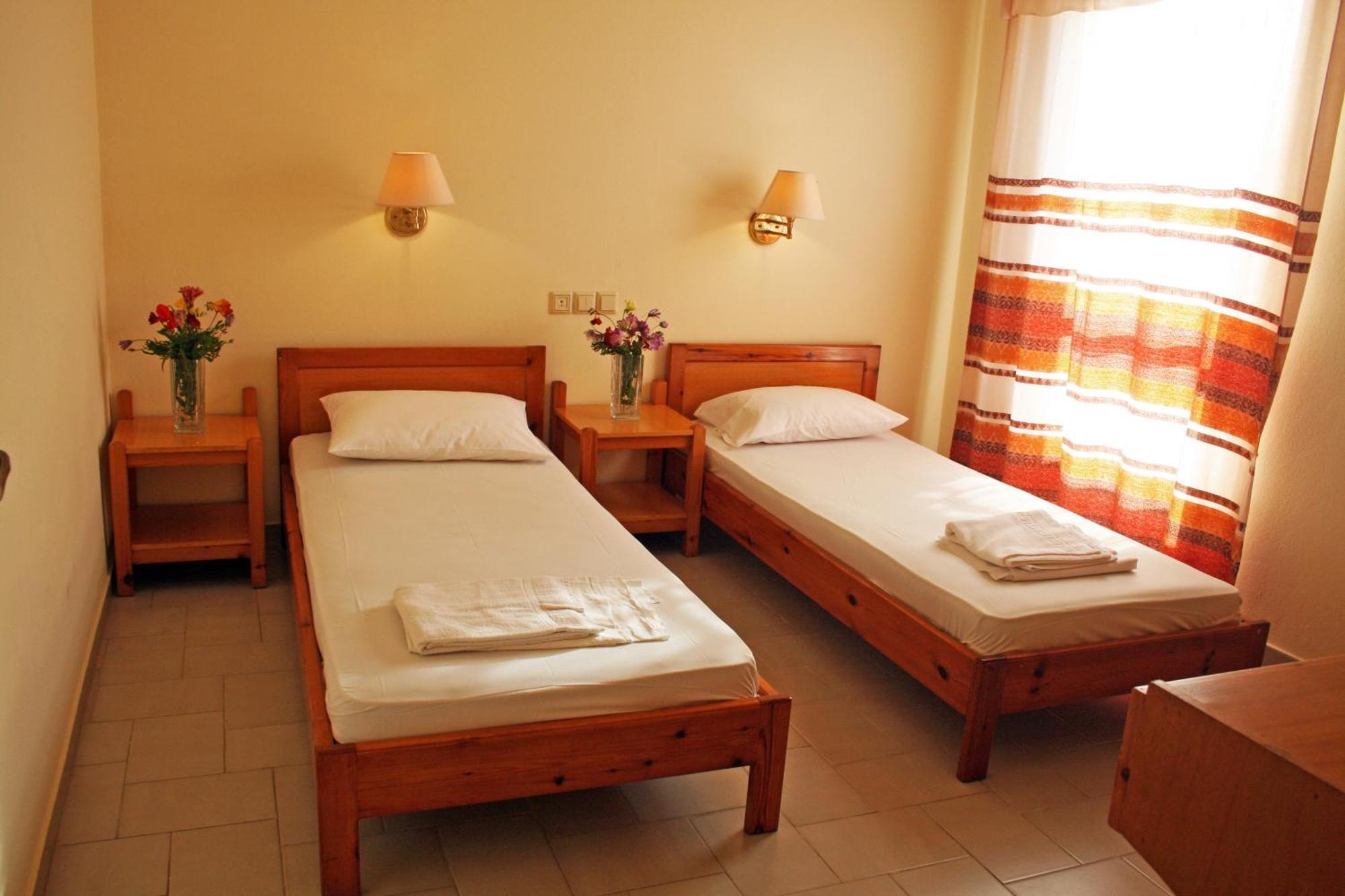 Haris Apartments Kokkini Hani Luaran gambar
