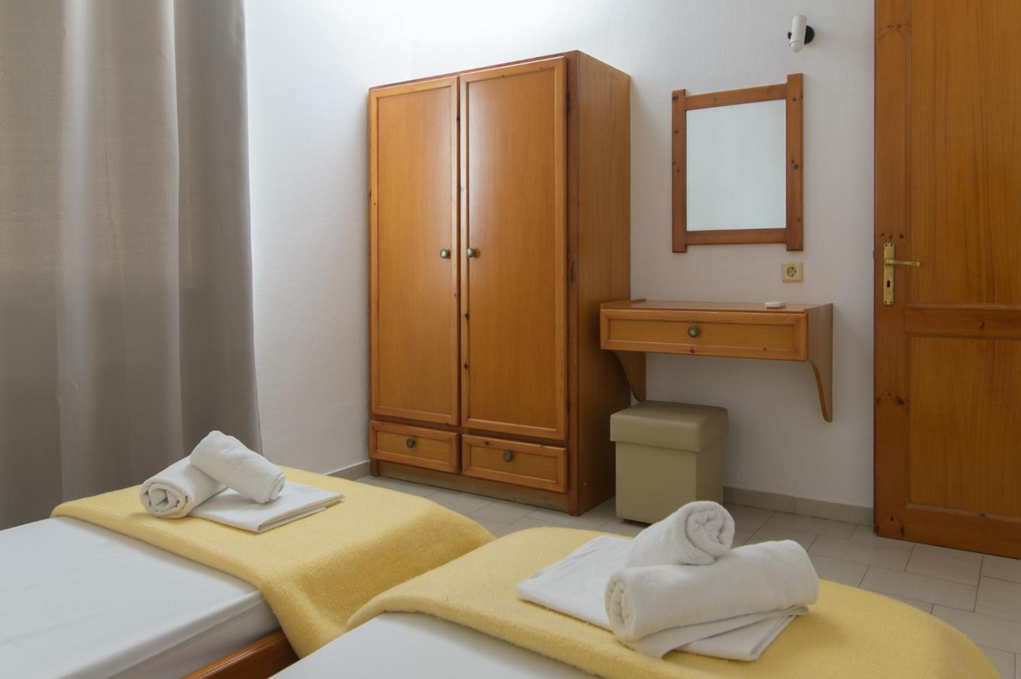 Haris Apartments Kokkini Hani Luaran gambar