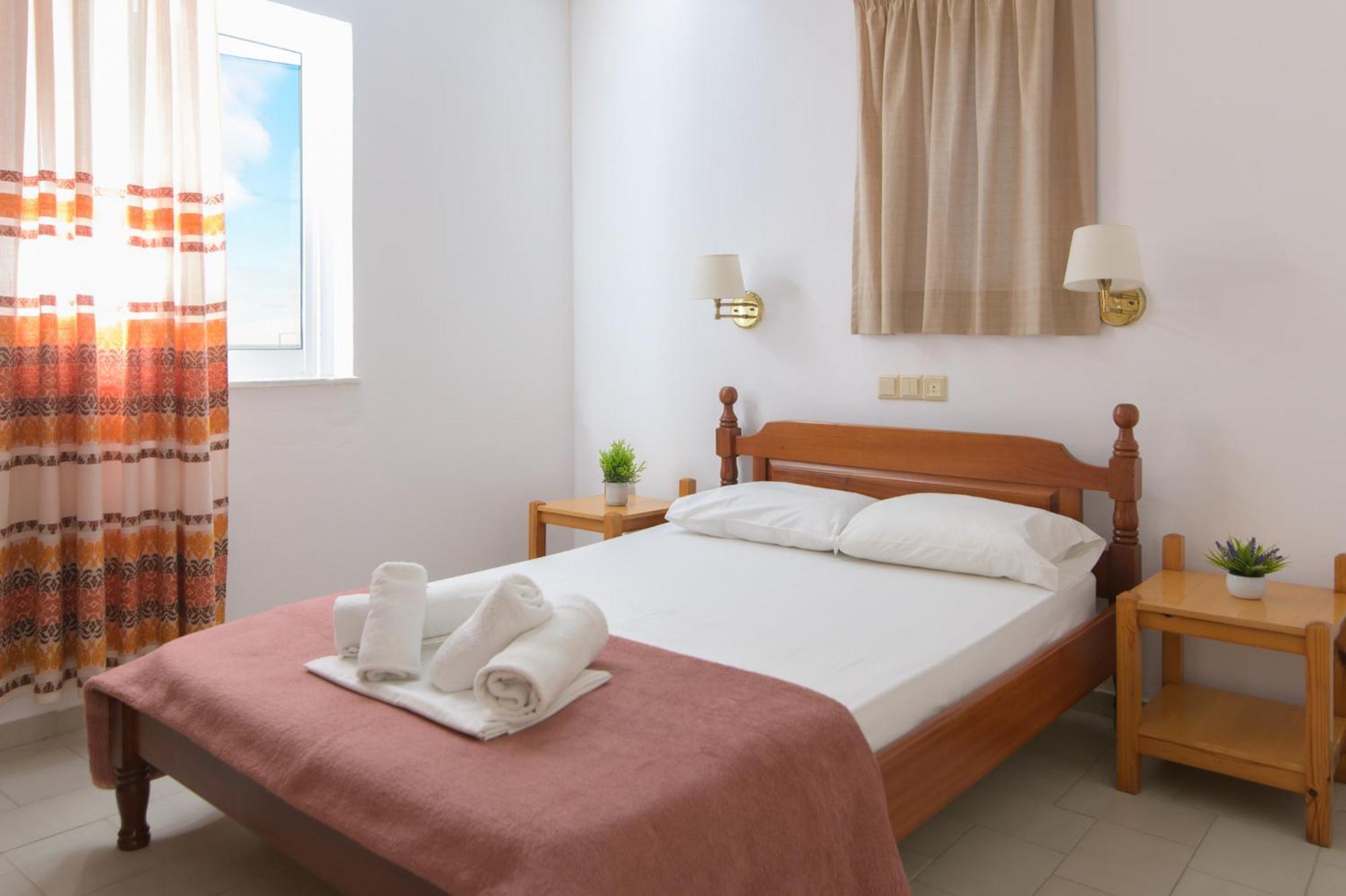 Haris Apartments Kokkini Hani Luaran gambar